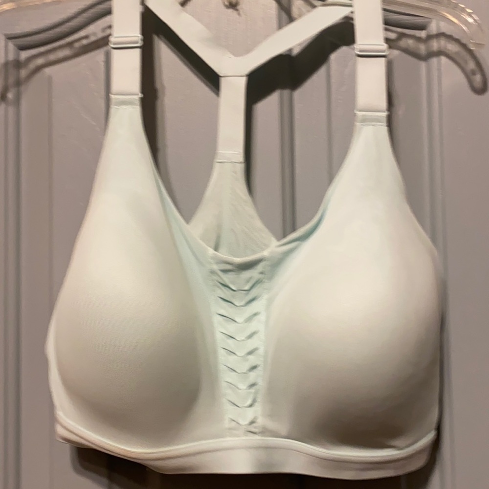 Victoria secret sports bra